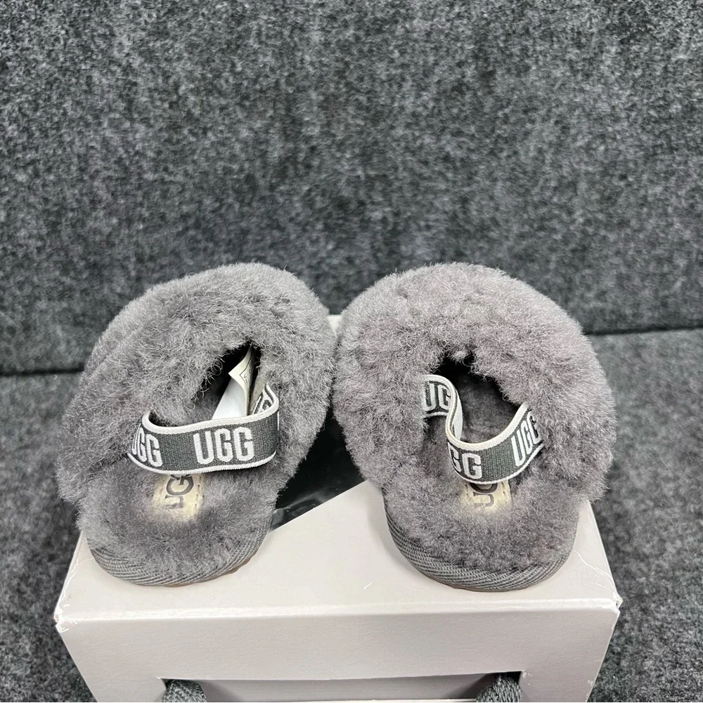 UGG Kids' Fluff Yeah Slide Slipper Size 2/3
